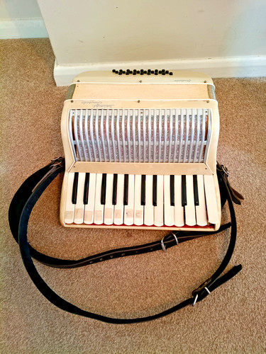Selmar invicta accordion needs - selmar,