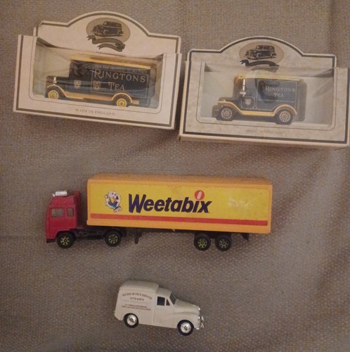 Vehicles corgi articulated - 4,
