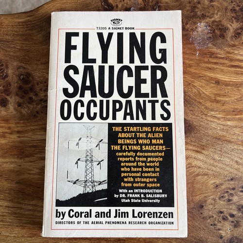 Flying saucer occupants - saucer, by