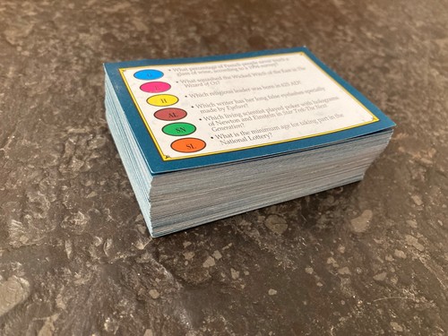 Trivial pursuit genus - trivial,