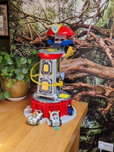 Paw patrol lookout - patrol, hq