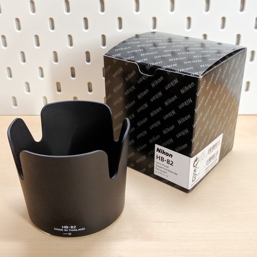 Nikon bayonet lens - hood, hb-82
