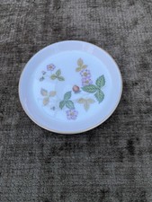 WEDGEWOOD Bone China Wild