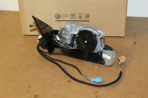 Phaeton right wing mirror - vw,