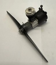 Cox Baby Bee 049 Engine with Prop - SECOND HAND (Box 63)