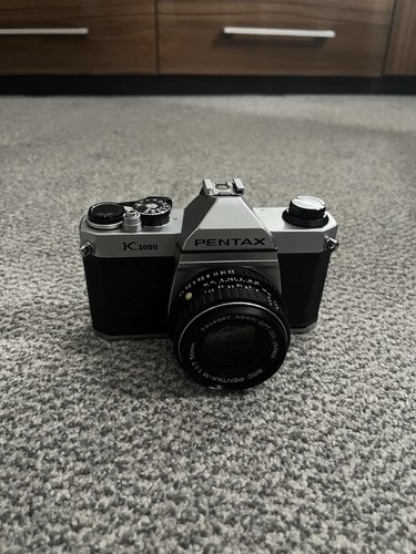 Pentax k1000 35mm - film, camera