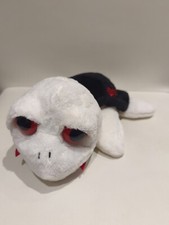 Lil  Peepers Suki 10" White Vlad Turtle red bat embroidered on Black shell