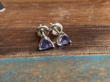 ILIANA 18ct white gold