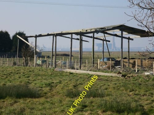 Photo 6x4 derelict pole barn - 6x4,
