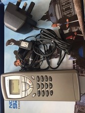 NOKIA 9210 COMMUNICATOR FOR O2,TMobileOrange,V'Fone C/WITH WORKING BATTERY ETC.