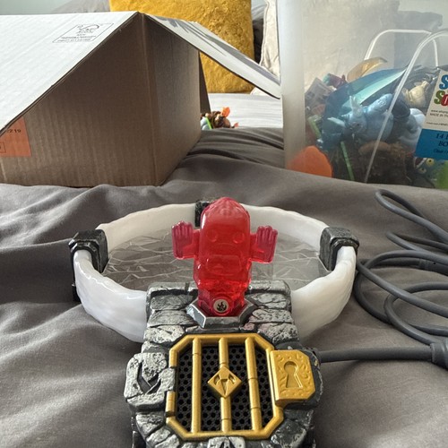 Skylanders trap team - team,