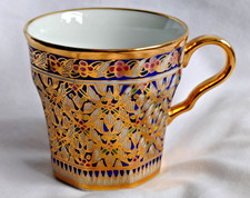 THAI BENJARONG ART PORCELAIN HAND-PAINTED ENAMEL TEA CUP