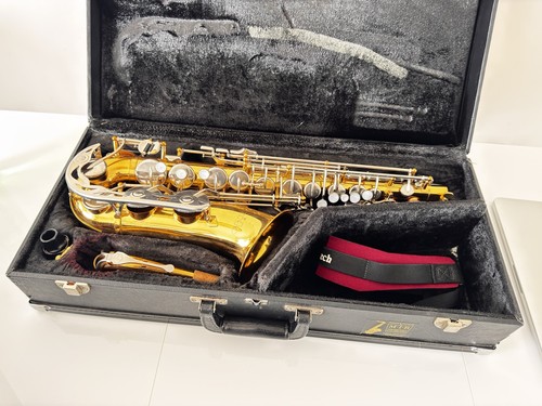 Vito alto saxophone - saxophone, serial