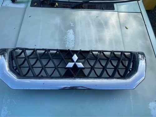 Mitsubishi shogun sport front - mitsubishi,