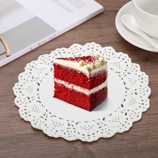 150pcs White Paper Lace