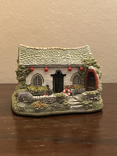 Lilliput lane pixie - lane,