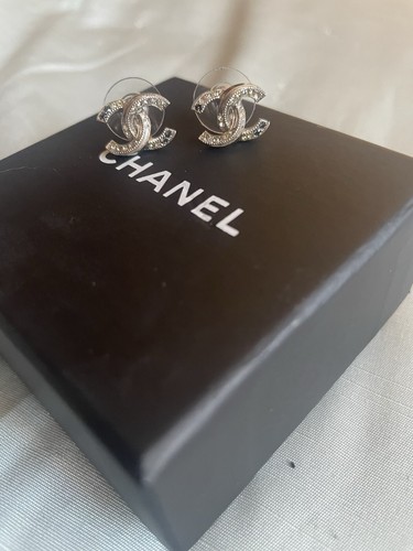 Mini chanel earrings - chanel,