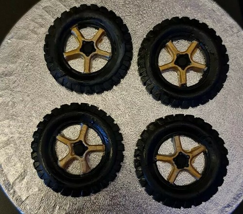 Large gold fondant - 4,
