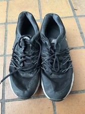 Ladies Trainers - UK 7 - Black White - Nike Air Relentless 6