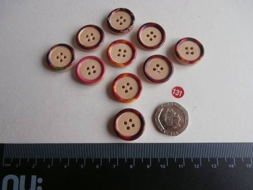 Round wooden buttons 10 - wooden,
