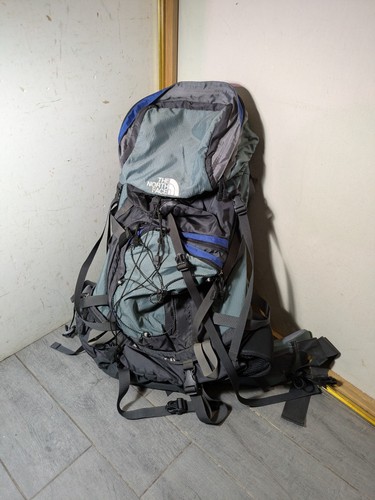 North face hiking backpack - north,