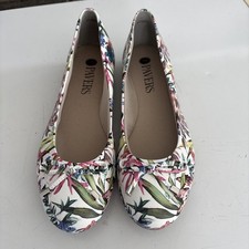 BN Slip On Pavers Shoes Size 5