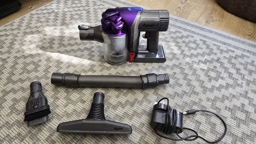 Dyson dc31 animal cordless - dyson,