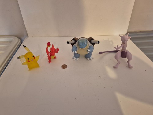 Pokemon figure bundle - pokemon,
