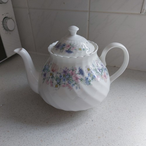 Wedgwood teapot angela pattern - wedgwood,