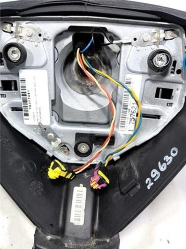 305431499e31 steering wheel