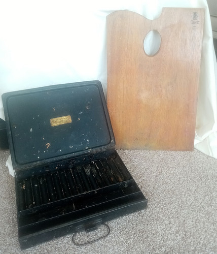 Antique artists metal box - artists,