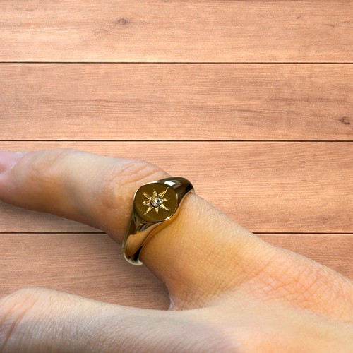 Vintage style signet ring - , with