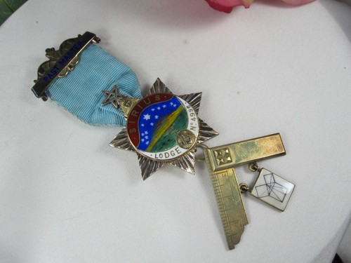 Collectible vintage masonic - collectible,