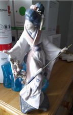 Japanese Geisha Girl  Lladro