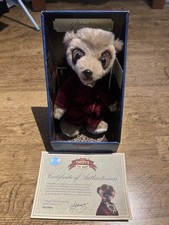 Compare The Meerkat Official