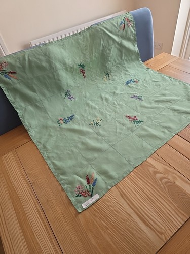 Vintage green embroidered - vintage,