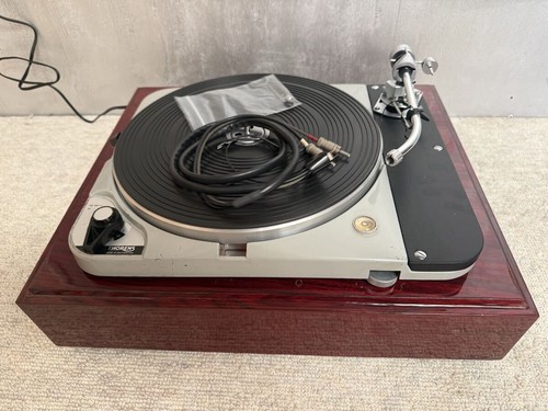 Thorens 124 record player - record,