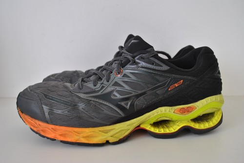 Grey textile men running - men's,
