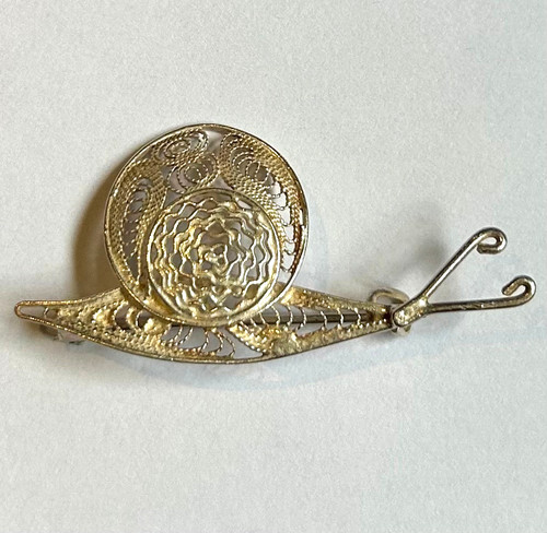 Silver filagree snail brooch - silver,