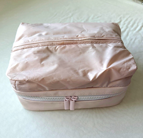 Rare beauty pink puffy - rare,