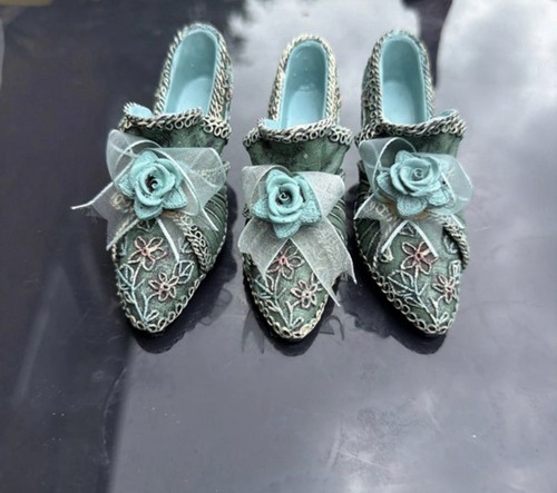 Vintage resin miniature shoe - resin,