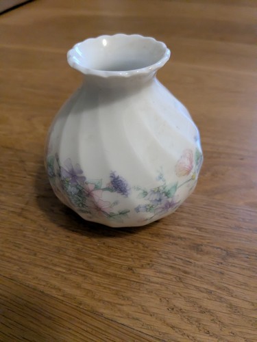 Wedgwood fine bone china - bone,