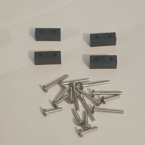 Servo mounting screws and - mounting,