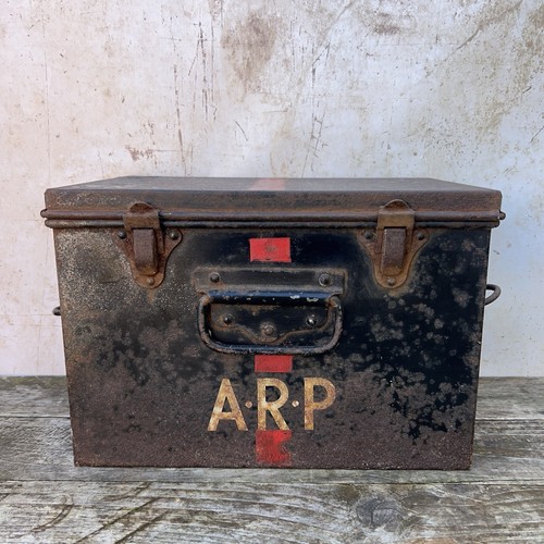 Ww2 arp civil defence - defence, first
