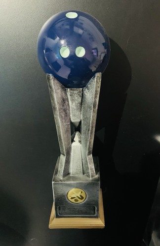 Bowling trophy size inch - ,