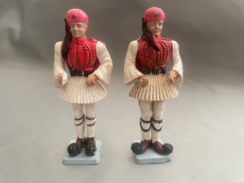 Two aohna evzone soldiers - two,