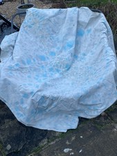 LASTOLITE CURTAIN BACKGROUND