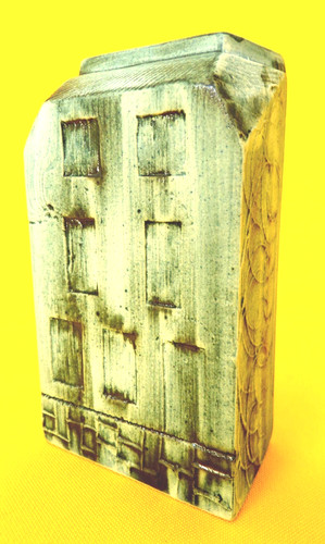 Carn pottery box house - house, vase