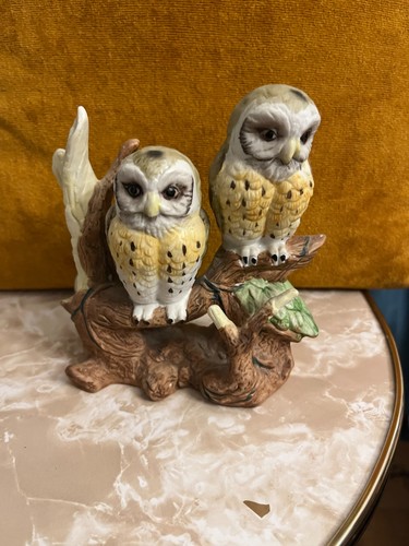 Ceramic owls figure - figure, /