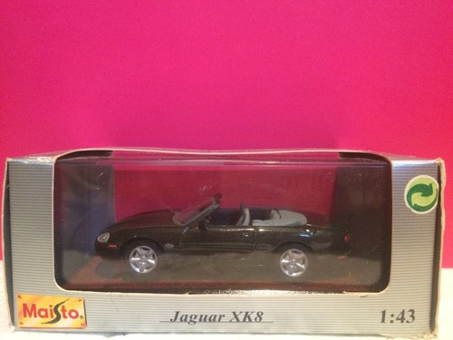 Maisto superb jaguar xk8 - jaguar,